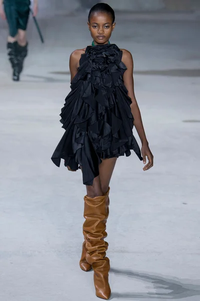 Look 22